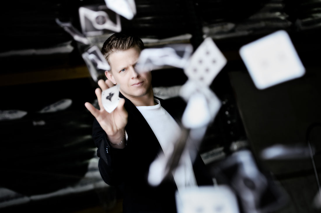 Interview with Magician and Card Thrower Rick Smith Jr